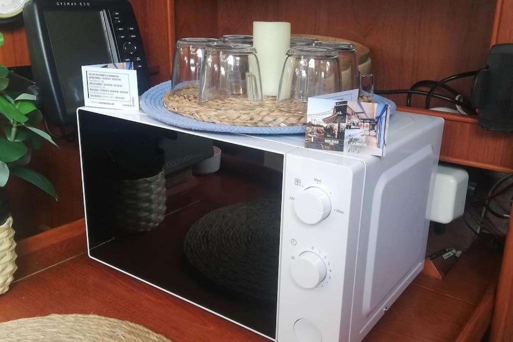 Boat-Apartamento Flotante Cadiz.. La Juanita Arroyo Eksteriør billede